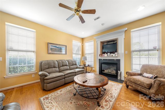 7641 Bluff Point Lane, Denver, NC 28037