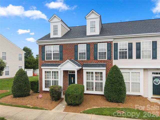 7641 Bluff Point Lane, Denver, NC 28037