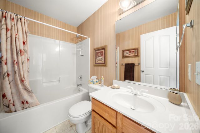 7641 Bluff Point Lane, Denver, NC 28037