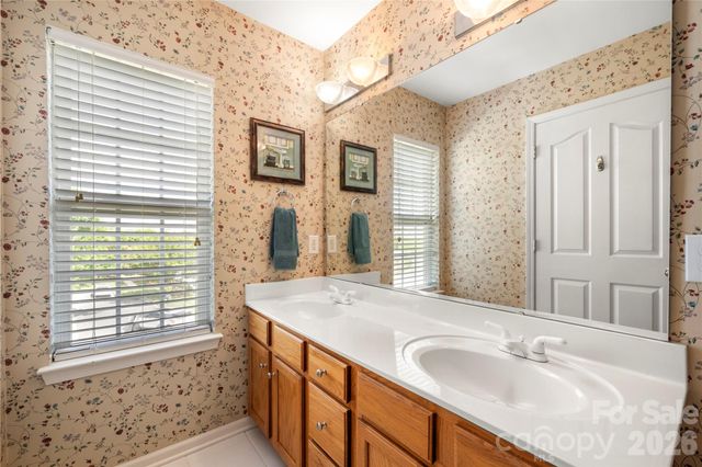 7641 Bluff Point Lane, Denver, NC 28037
