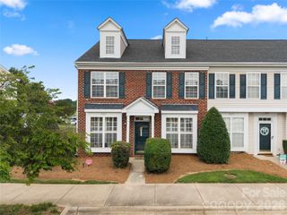 7641 Bluff Point Lane, Denver, NC 28037
