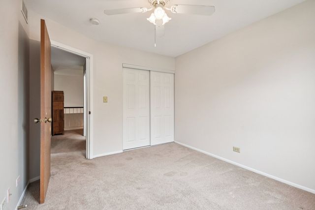 4425 Castlebar Lane, Hanover Park, IL 60133