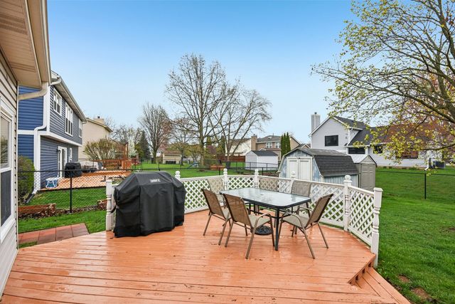 4425 Castlebar Lane, Hanover Park, IL 60133