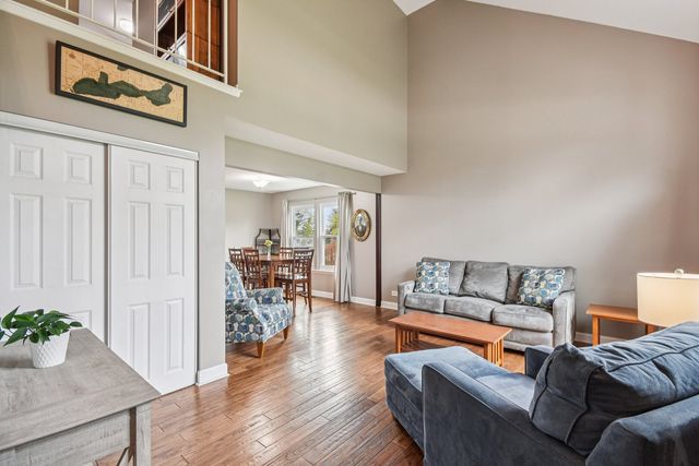 4425 Castlebar Lane, Hanover Park, IL 60133