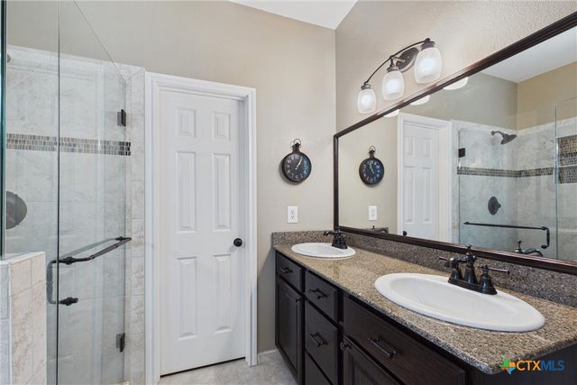 1152 Berry Creek Drive, Schertz, TX 78154