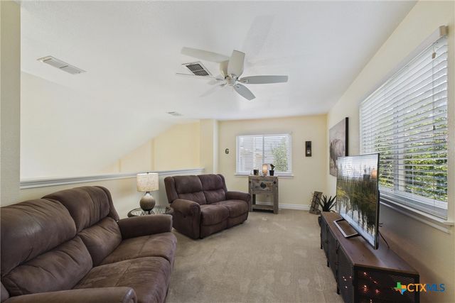1152 Berry Creek Drive, Schertz, TX 78154