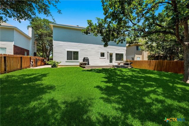 1152 Berry Creek Drive, Schertz, TX 78154