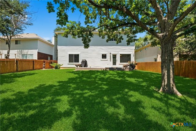 1152 Berry Creek Drive, Schertz, TX 78154