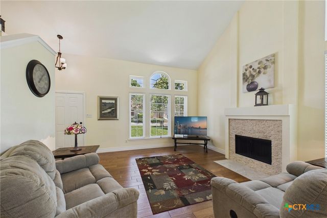 1152 Berry Creek Drive, Schertz, TX 78154