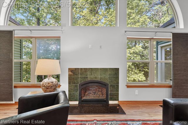 4053 Rolling Acres Drive, Hartland Township, MI 48353