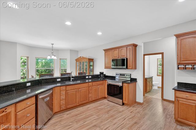 4053 Rolling Acres Drive, Hartland Township, MI 48353