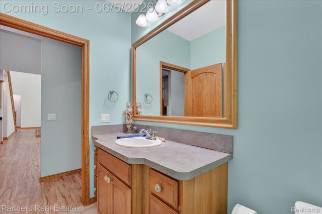 4053 Rolling Acres Drive, Hartland Township, MI 48353