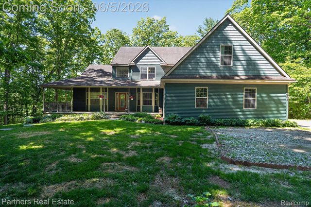 4053 Rolling Acres Drive, Hartland Township, MI 48353