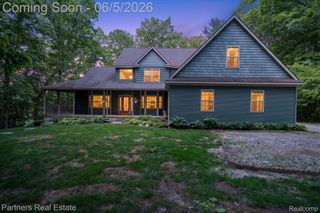 4053 Rolling Acres Drive, Hartland Township, MI 48353