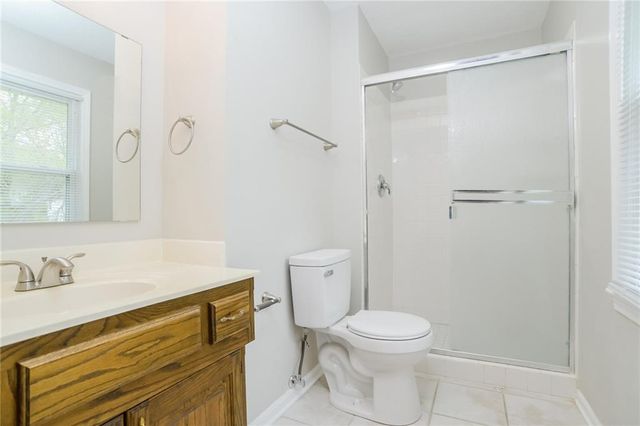 11716 E 60th Terrace, Kansas City, MO 64133