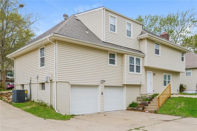 11716 E 60th Terrace, Kansas City, MO 64133