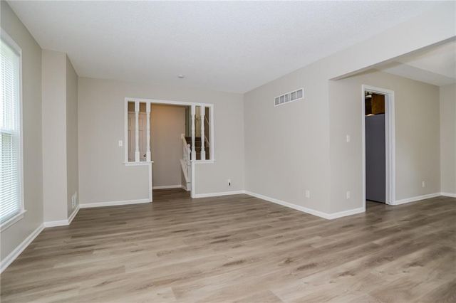 11716 E 60th Terrace, Kansas City, MO 64133