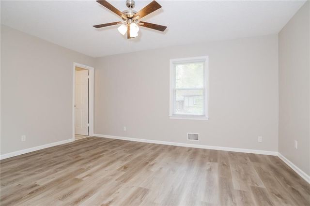 11716 E 60th Terrace, Kansas City, MO 64133