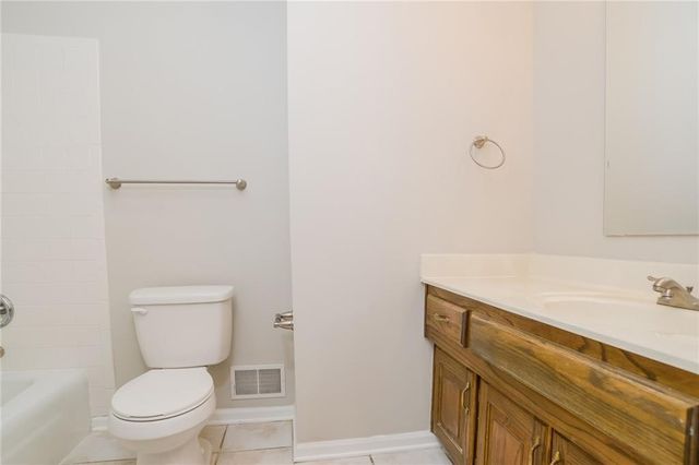 11716 E 60th Terrace, Kansas City, MO 64133