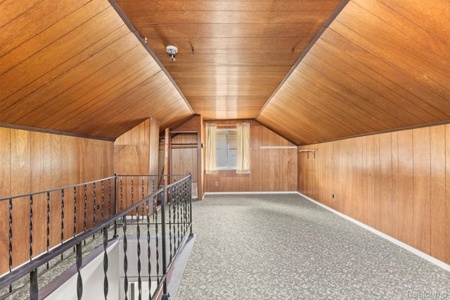 1184 Farnham Avenue, Lincoln Park, MI 48146