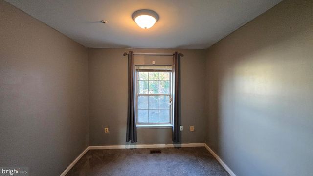 6565 RONALD RD, Capitol Heights, MD 20743