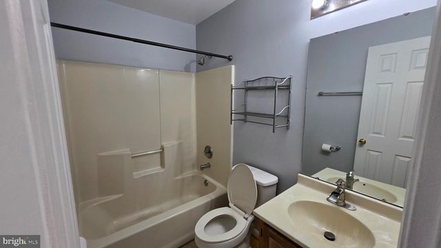 6565 RONALD RD, Capitol Heights, MD 20743