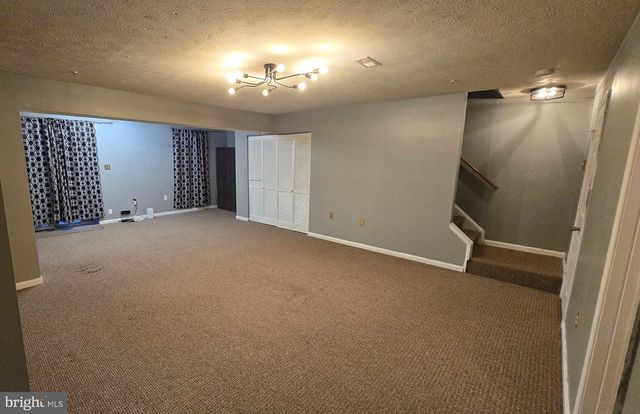 6565 RONALD RD, Capitol Heights, MD 20743