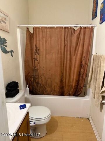 2012 Napoleon Street, A&B, Ocean Springs, MS 39564