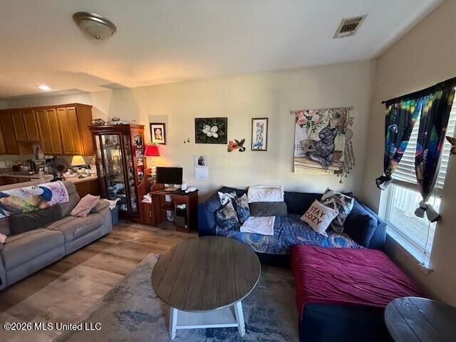 2012 Napoleon Street, A&B, Ocean Springs, MS 39564