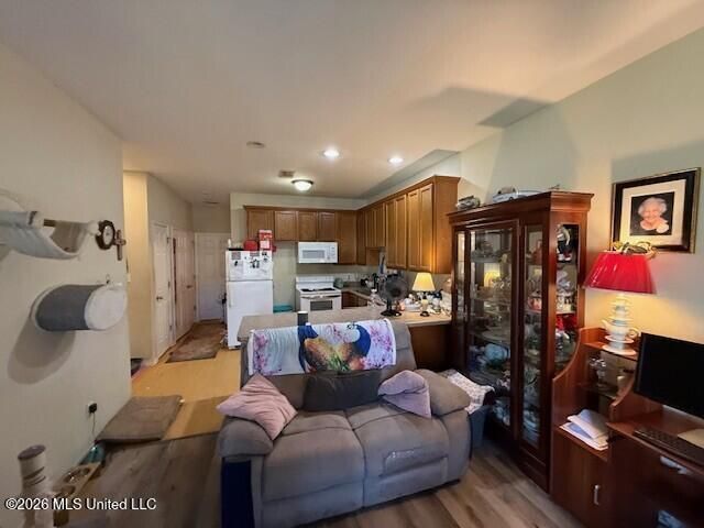 2012 Napoleon Street, A&B, Ocean Springs, MS 39564