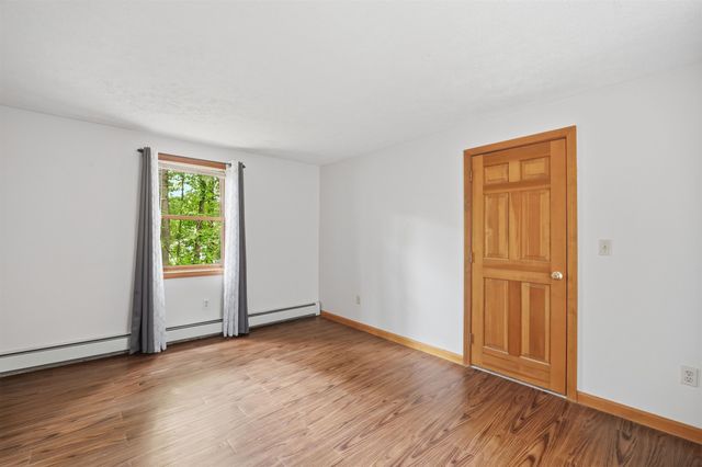 79 Lynchville Park Road, Goffstown, NH 03045
