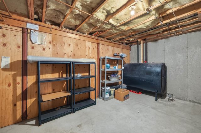 79 Lynchville Park Road, Goffstown, NH 03045