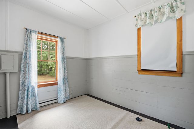 79 Lynchville Park Road, Goffstown, NH 03045