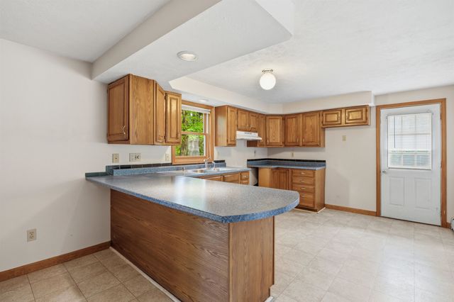 79 Lynchville Park Road, Goffstown, NH 03045