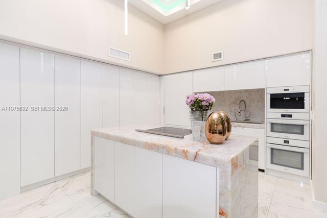 1800 S Ocean Dr 310, Hallandale Beach, FL 33009