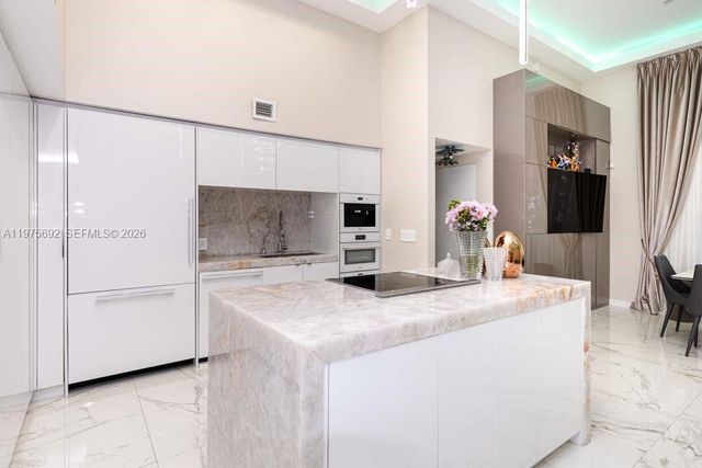 1800 S Ocean Dr 310, Hallandale Beach, FL 33009