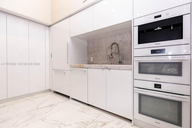 1800 S Ocean Dr 310, Hallandale Beach, FL 33009