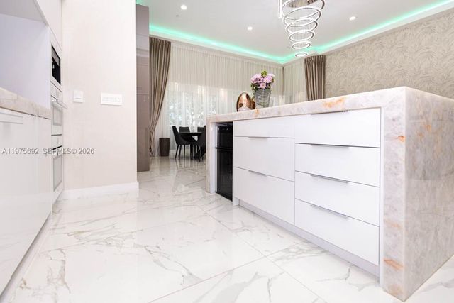 1800 S Ocean Dr 310, Hallandale Beach, FL 33009