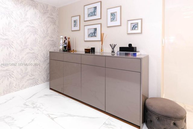 1800 S Ocean Dr 310, Hallandale Beach, FL 33009