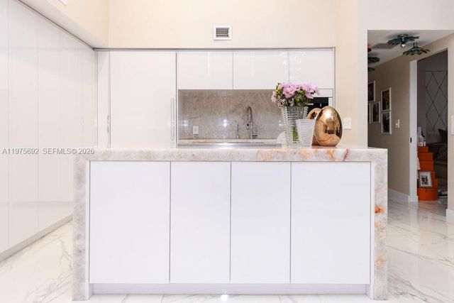 1800 S Ocean Dr 310, Hallandale Beach, FL 33009