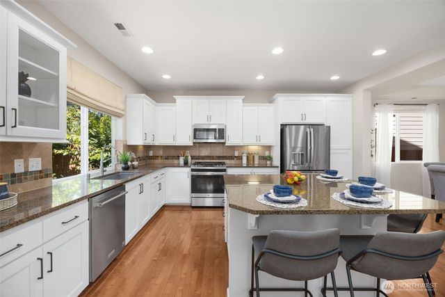 17806 39th Avenue SE, Bothell, WA 98012