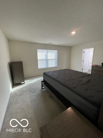 12075 Country Side Drive, Indianapolis, IN 46229