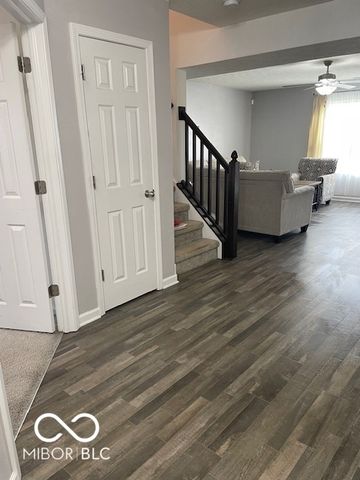 12075 Country Side Drive, Indianapolis, IN 46229