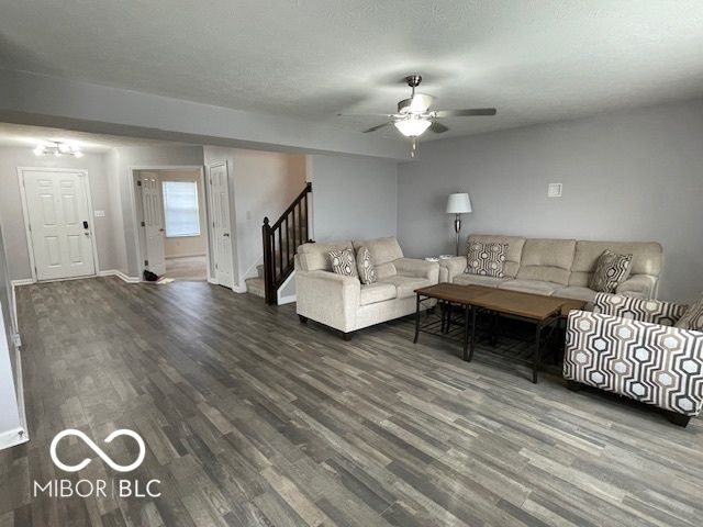 12075 Country Side Drive, Indianapolis, IN 46229