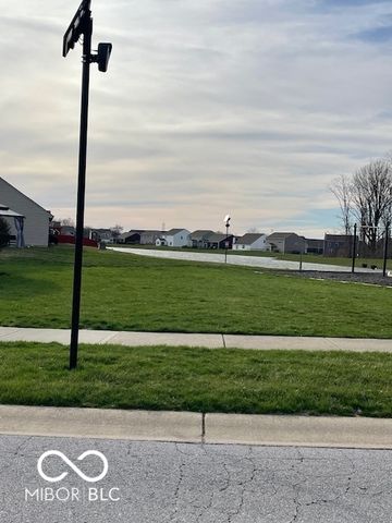 12075 Country Side Drive, Indianapolis, IN 46229