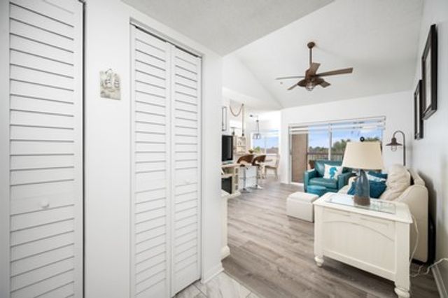 1550 S 42nd Circle 309, Vero Beach, FL 32967