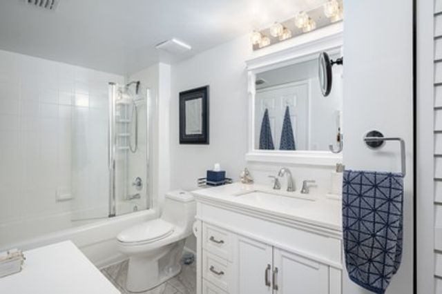 1550 S 42nd Circle 309, Vero Beach, FL 32967