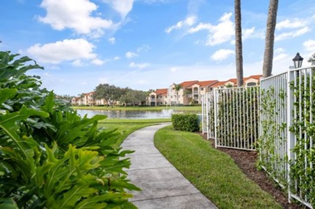 1550 S 42nd Circle 309, Vero Beach, FL 32967