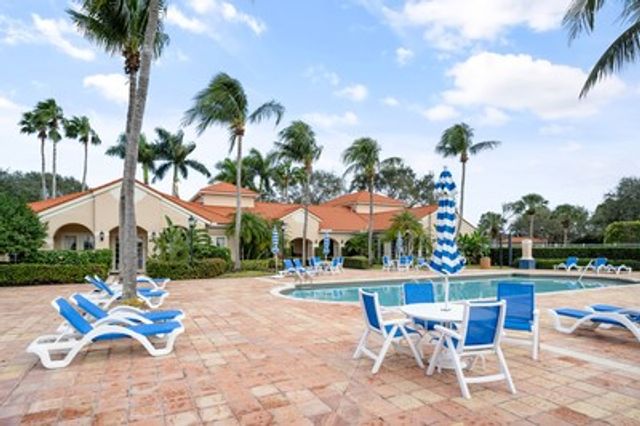 1550 S 42nd Circle 309, Vero Beach, FL 32967