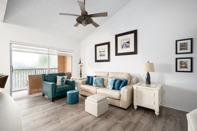 1550 S 42nd Circle 309, Vero Beach, FL 32967